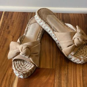 J/SLIDES Ritsy Suede Espadrille Bow Sandal 7 NEW